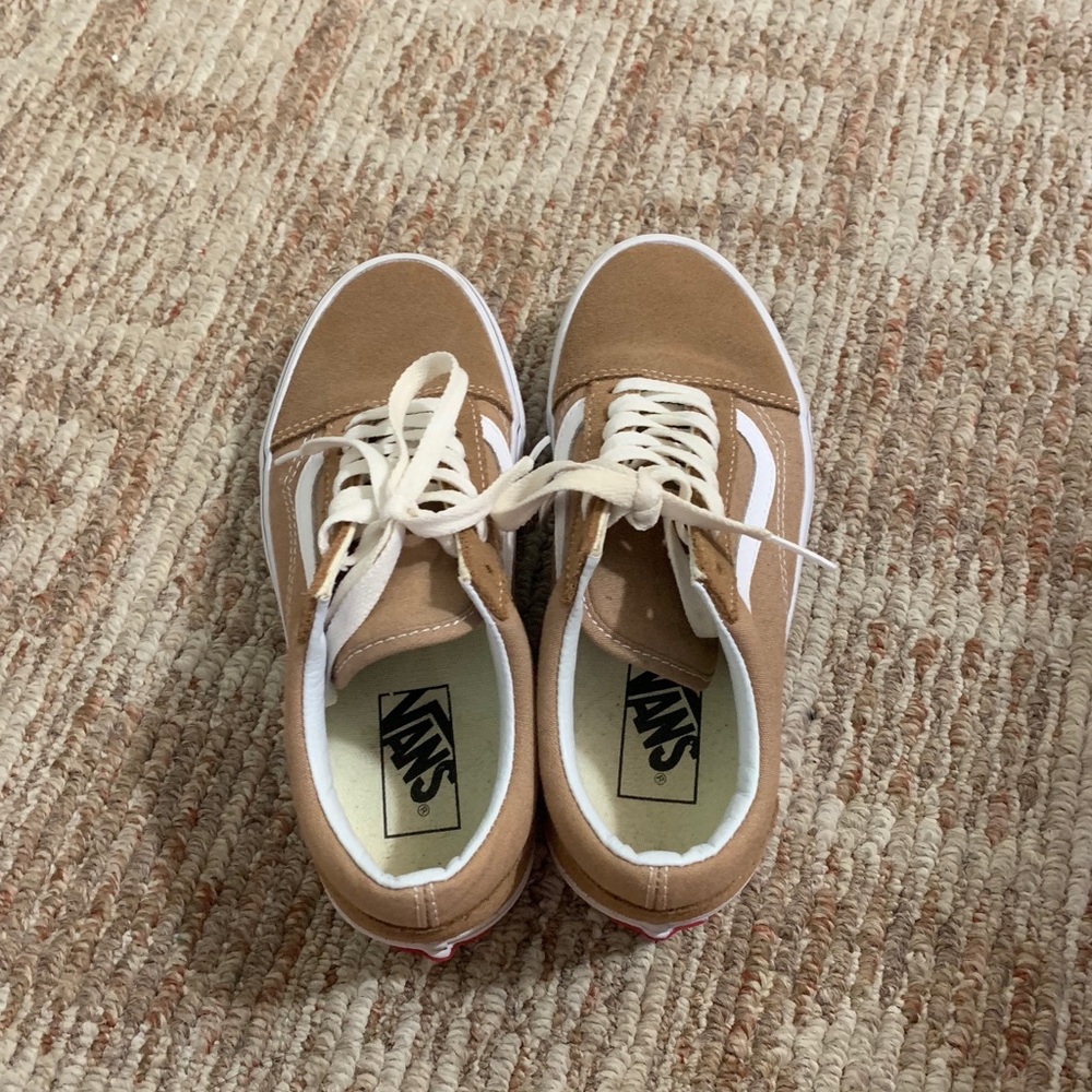 Tan old skool vans